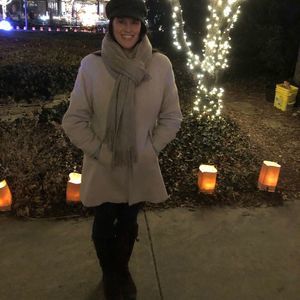 Meet your Posher, Ronya